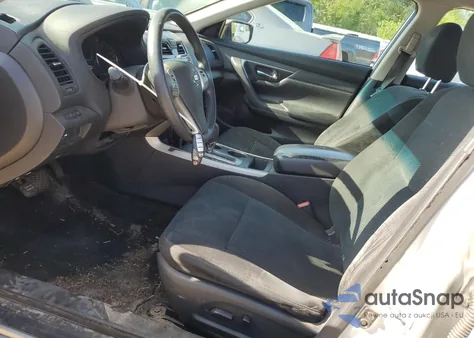 2015 Nissan Altima 2.5 z USA, uszkodzony, nr VIN 1N4AL3AP5FN893406